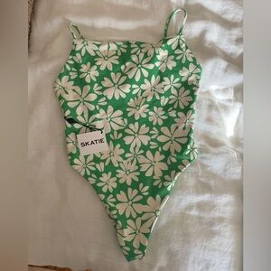 Skatie Resa One Piece in Georgia, Size Small